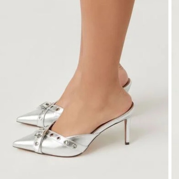 Brand new, never worn. Silver metallic pointy toe heels. So cute! Size 7. - Picture 3 of 6